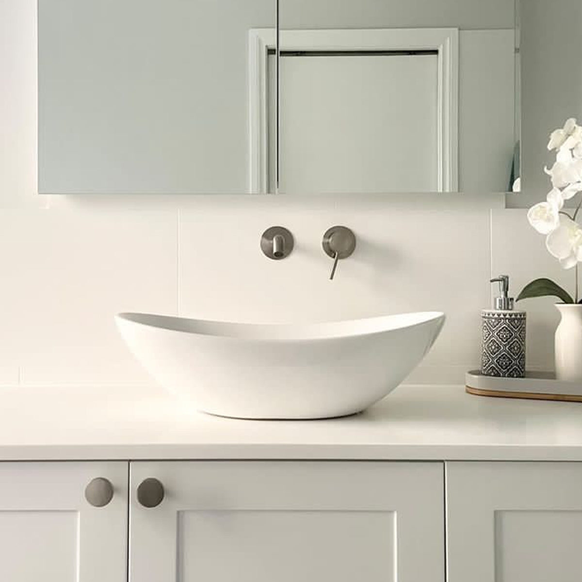 MAYA Bench Mount Basin Gloss White