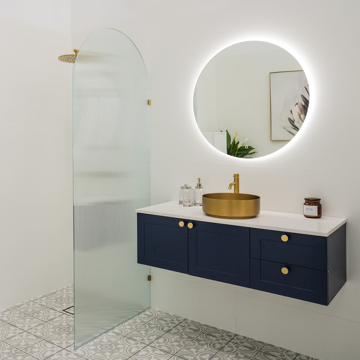 Frameless Arch Fluted Glass Panel 900x2200x10mm