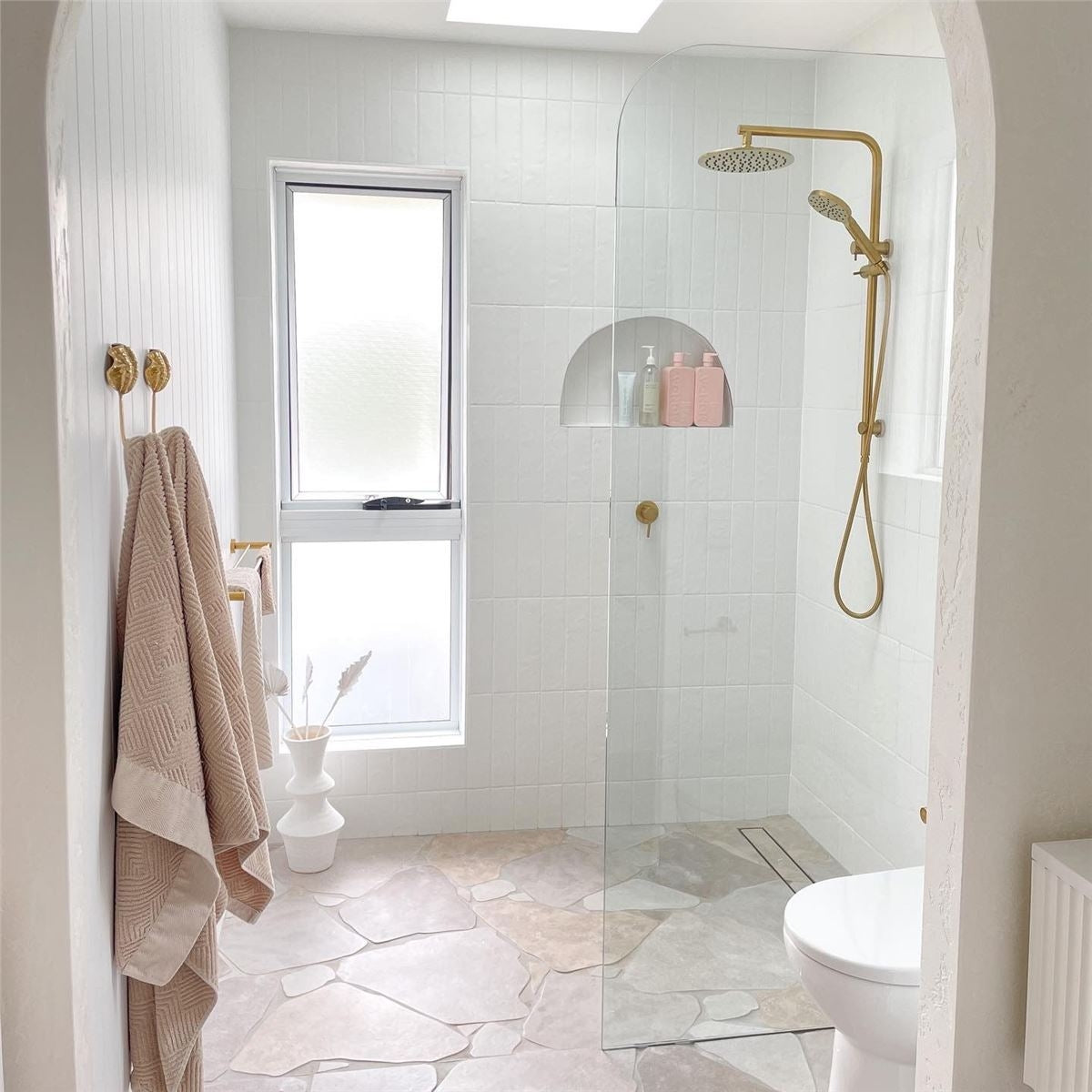 Frameless Radius Glass Panel 900X2100x10mm