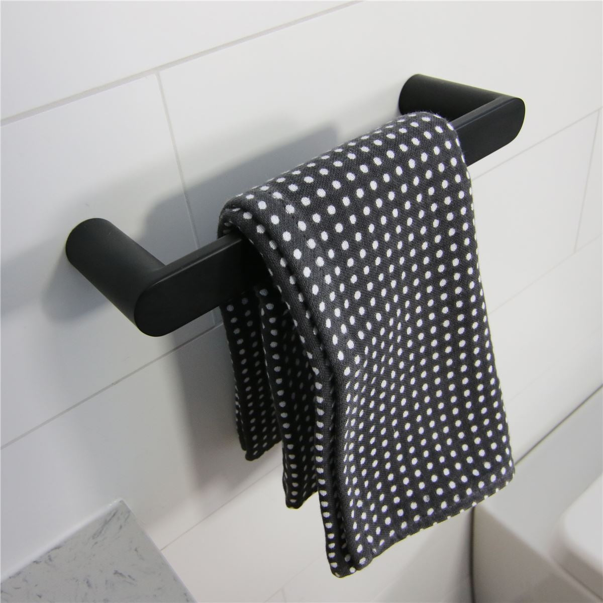 EDEN Nero Hand Towel Holder Matte Black