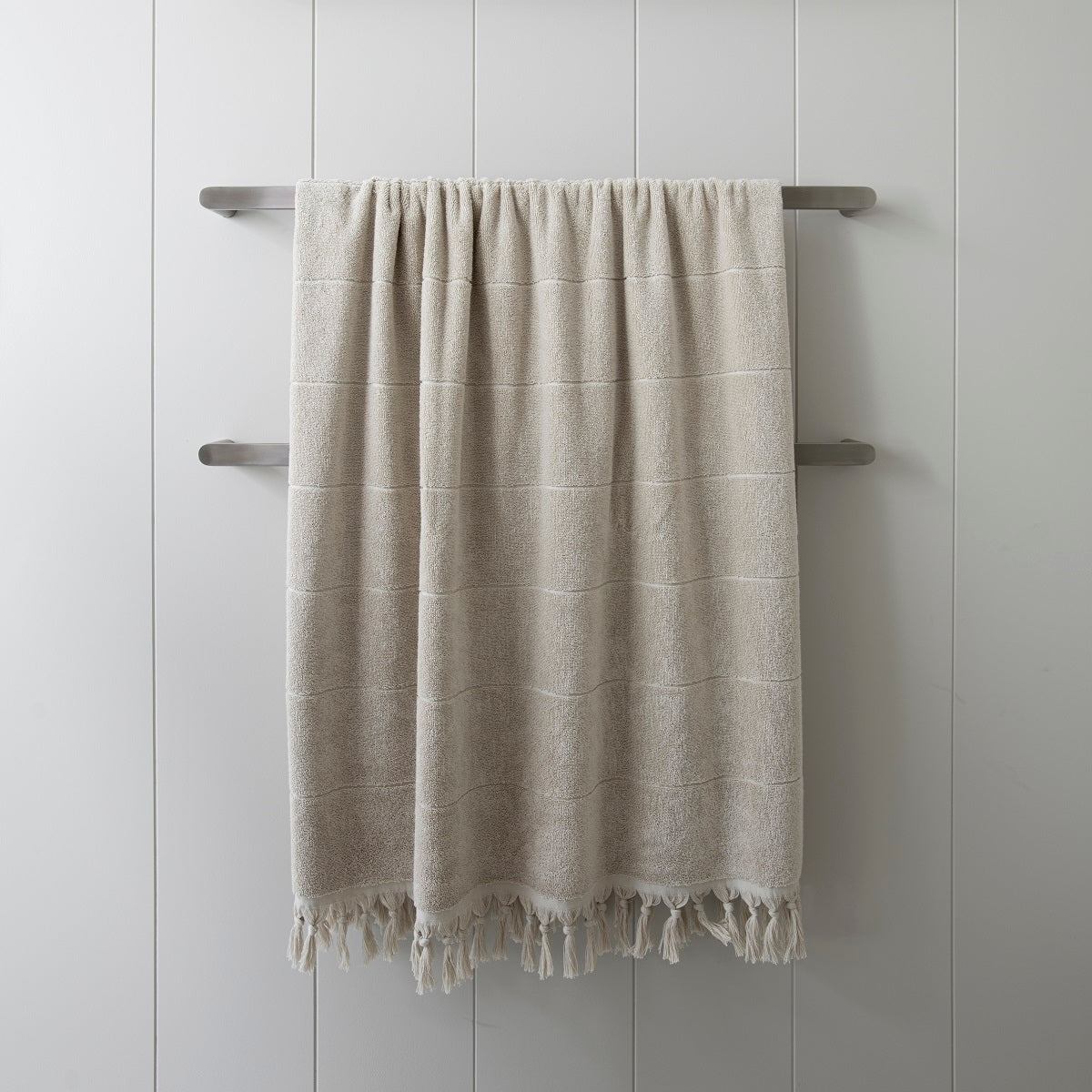 EDEN Single Towel Rail Brushed Nickel 900mm