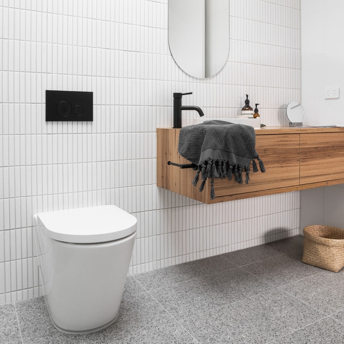 SPIN Push Plate for Pneumatic Cistern 243x159mm Matte Black