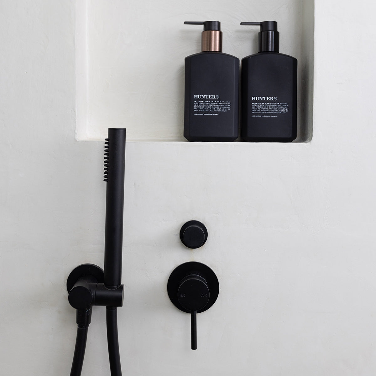 SPIN Shower Elbow with Hand Shower Bracket Matte Black