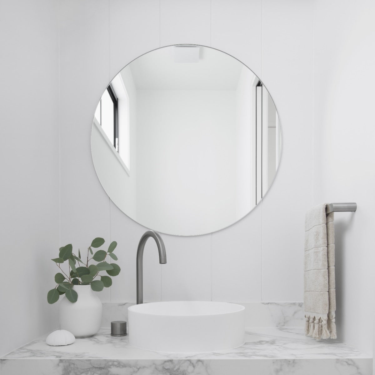 REFLEKTA Round Pencil Edge Mirror 700mm