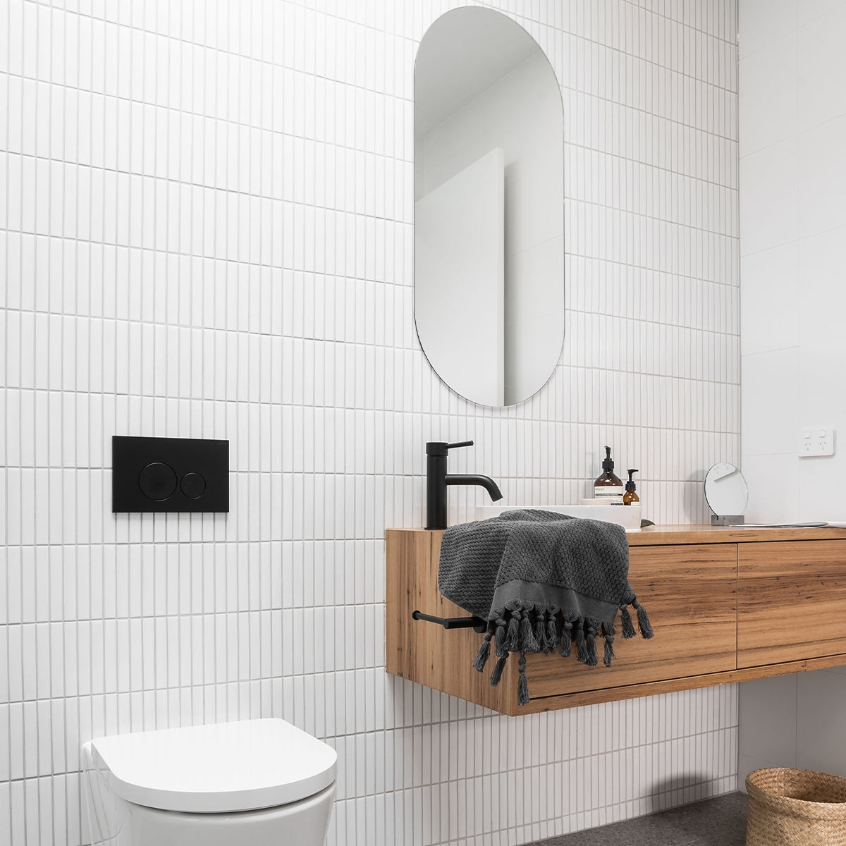 REFLEKTA Oval Pencil Edge Mirror 450x1000mm