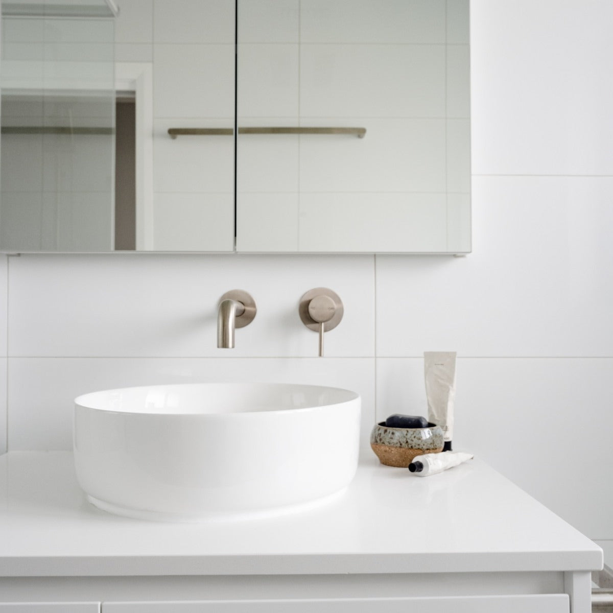 SPIN In Wall Mixer Set Brushed Nickel