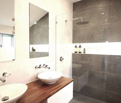 Frameless Glass Panel